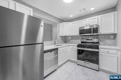 131 Clinton Place 203 #203, Hackensack, NJ 07601 - Photo 13