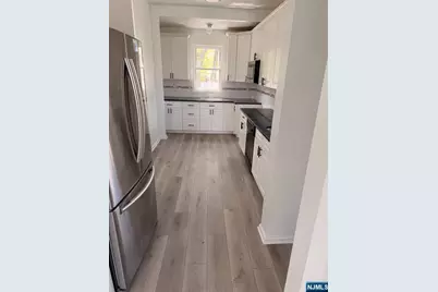 392 14th Avenue, Irvington, NJ 07111 - Photo 5