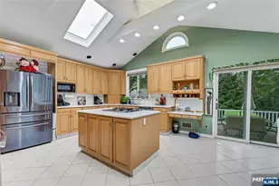 45 Kershner Pl, Fair Lawn, NJ 07410 - Photo 15