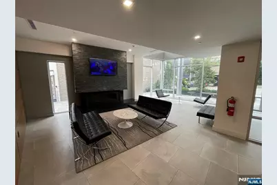 2150 N Central Road 605 #605, Fort Lee, NJ 07024 - Photo 15