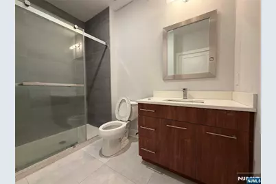 2150 N Central Road 605 #605, Fort Lee, NJ 07024 - Photo 7