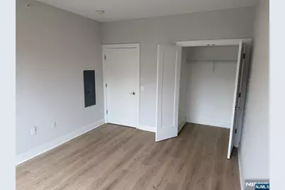 2150 N Central Road 605 #605, Fort Lee, NJ 07024 - Photo 9
