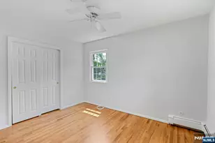 98 Vassar Dr, Paramus, NJ 07652 - Photo 15