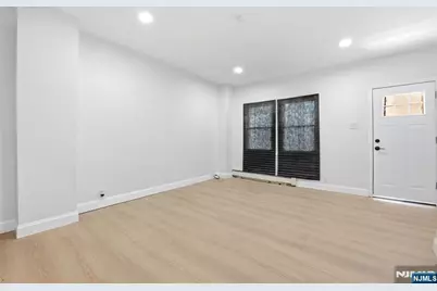 139 51st Street, Bayonne, NJ 07002 - Photo 3