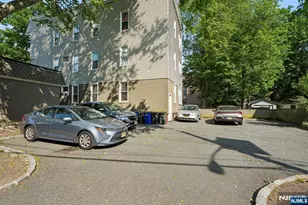 70 Llewellyn Ave, Bloomfield, NJ 07003 - Photo 21