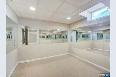 1044 Smith Manor Boulevard 23 #23, West Orange Township, NJ 07052 - Photo 35