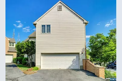 1044 Smith Manor Boulevard 23 #23, West Orange Township, NJ 07052 - Photo 3