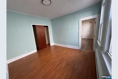 365 Elm Street 1 Right #1 Right, Kearny, NJ 07032 - Photo 9