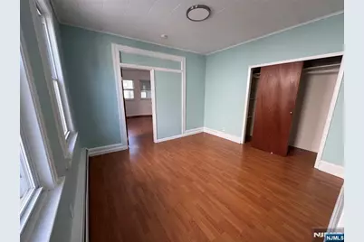 365 Elm Street 1 Right #1 Right, Kearny, NJ 07032 - Photo 5