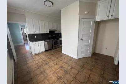 365 Elm Street 1 Right #1 Right, Kearny, NJ 07032 - Photo 17