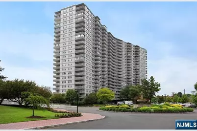 2000 Linwood Avenue 15P #15P, Fort Lee, NJ 07024 - Photo 19
