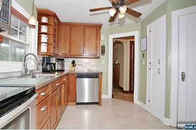 191 4th Avenue, Westwood, NJ 07675 - Photo 15