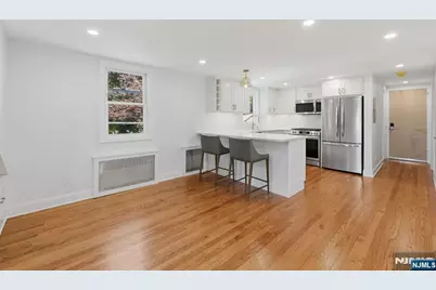 333 Florence Avenue 2 #2, Hawthorne, NJ 07506 - Photo 5