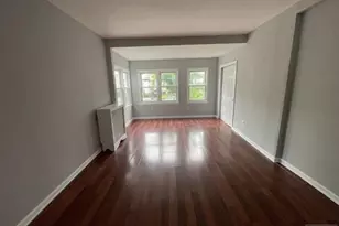 8 Treacy Ave 2, Newark, NJ 07108 - Photo 3