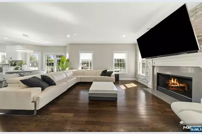 72 Colonial Woods Drive, West Orange Township, NJ 07052 - Photo 7