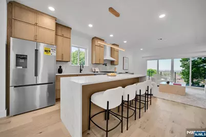 519 E 4th Street B #B, Palisades Park, NJ 07650 - Photo 11