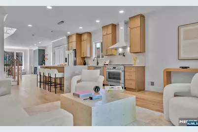 519 E 4th Street B #B, Palisades Park, NJ 07650 - Photo 13