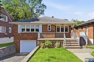 458 Stillwell Ave, Fort Lee, NJ 07024 - Photo 3