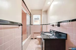 458 Stillwell Ave, Fort Lee, NJ 07024 - Photo 21