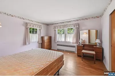 252 Saint Nicholas Avenue, Hillsdale, NJ 07642 - Photo 19
