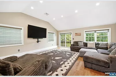 17 Kiowa Terrace, Oakland, NJ 07436 - Photo 13