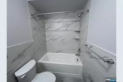 1060 Magnolia Avenue, Elizabeth, NJ 07201 - Photo 19