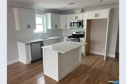 1060 Magnolia Avenue, Elizabeth, NJ 07201 - Photo 11