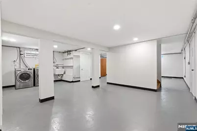 34 Rowland Avenue, Hackensack, NJ 07601 - Photo 23