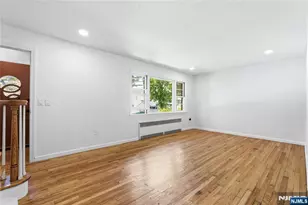 34 Rowland Ave, Hackensack, NJ 07601 - Photo 3