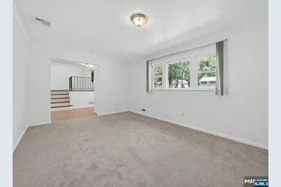7 Willow Brook Road, Hillsdale, NJ 07642 - Photo 19