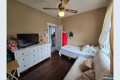 327 7th Street 2nd Floor #2nd floor, Carlstadt, NJ 07072 - Photo 9