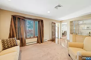 45 W Oldis St, Rochelle Park Township, NJ 07662 - Photo 11