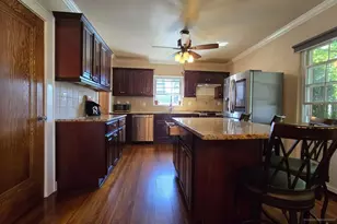 304 Henry St, Hasbrouck Heights, NJ 07604 - Photo 9