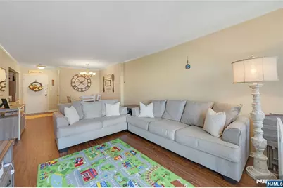 200 Division Street 6G #6G, Cliffside Park, NJ 07010 - Photo 3