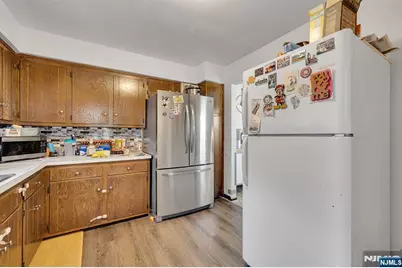 31 Marginal Road, Rutherford, NJ 07070 - Photo 11