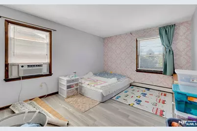 31 Marginal Road, Rutherford, NJ 07070 - Photo 17
