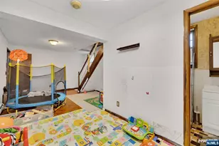 31 Marginal Rd, Rutherford, NJ 07070 - Photo 19