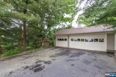 66 Hillside Avenue, Midland Park, NJ 07432 - Photo 37