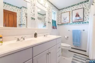 66 Hillside Ave, Midland Park, NJ 07432 - Photo 27