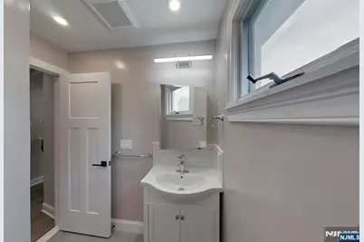 262 Main Street, East Rutherford, NJ 07073 - Photo 15
