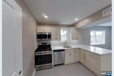 262 Main Street, East Rutherford, NJ 07073 - Photo 3