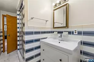 1042 Harvard Pl, Fort Lee, NJ 07024 - Photo 47