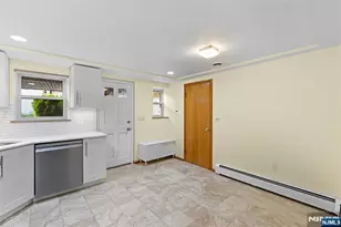 1042 Harvard Pl, Fort Lee, NJ 07024 - Photo 39