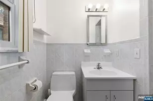 1042 Harvard Pl, Fort Lee, NJ 07024 - Photo 23