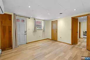 1042 Harvard Pl, Fort Lee, NJ 07024 - Photo 43