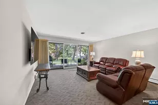 416 Bromley Pl 416C, Wyckoff Township, NJ 07481 - Photo 9