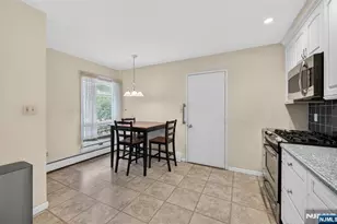 416 Bromley Pl 416C, Wyckoff Township, NJ 07481 - Photo 5