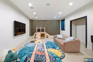 11 Forcier Ct, Tenafly, NJ 07670 - Photo 35