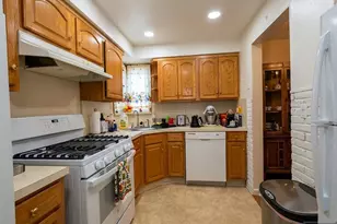 1255 Tuxedo Square, Teaneck Township, NJ 07666 - Photo 3