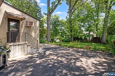 525 S Maple Avenue, Glen Rock, NJ 07452 - Photo 37